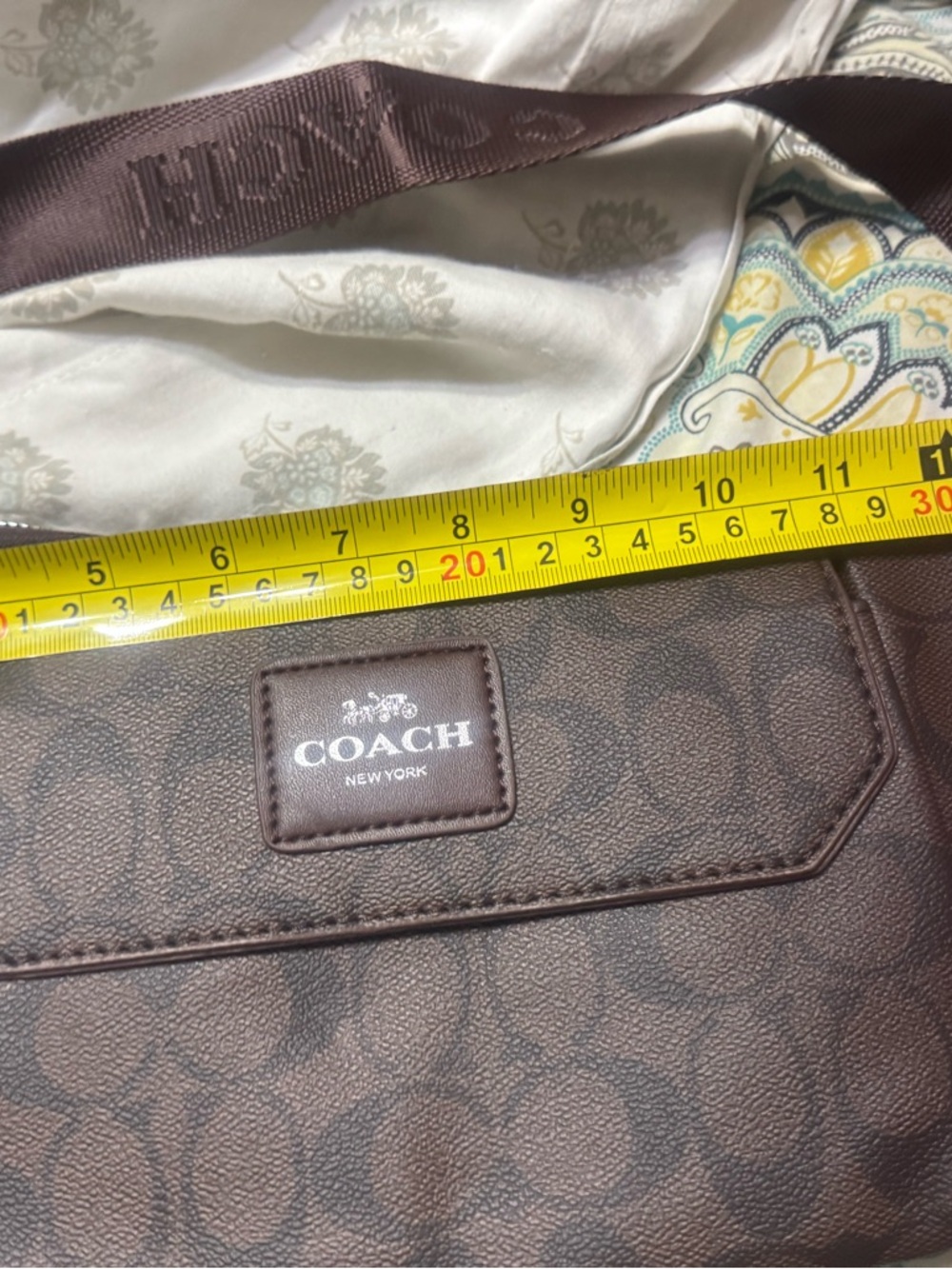 Coach Dark Brown Signature sling bag (unisex) - Picture 4 of 5